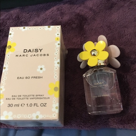 Daisy Marc Jacobs “Eau So Fresh “ Eau de Toilette Spray, 1 oz - Picture 8 of 10